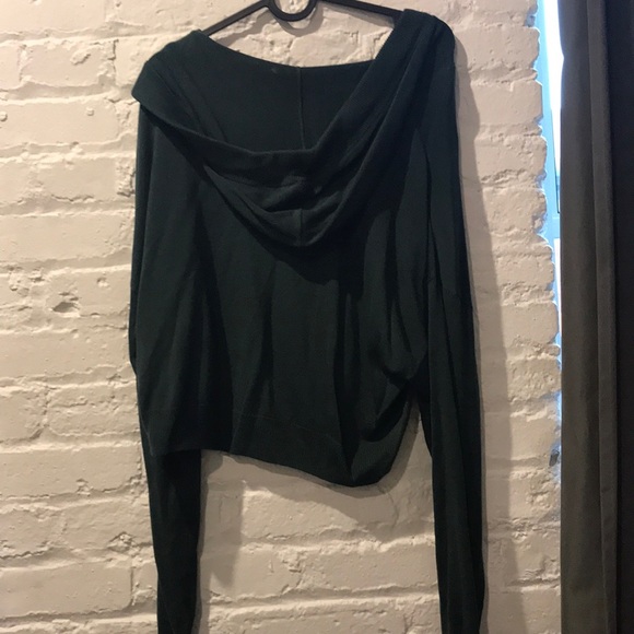 Green crop sweater - Picture 2 of 2